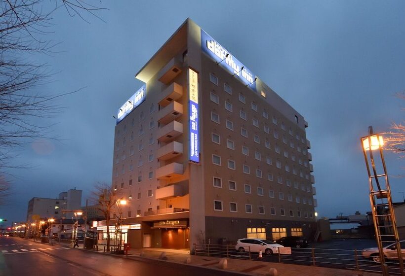 בית מלון כפרי Dormy Inn Tomakomai