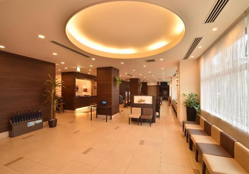 בית מלון כפרי Dormy Inn Tomakomai