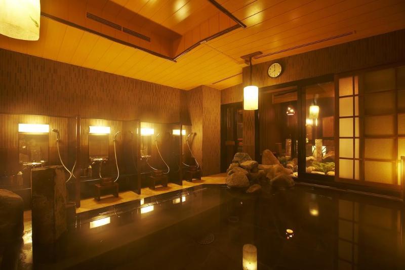 בית מלון כפרי Dormy Inn Tomakomai