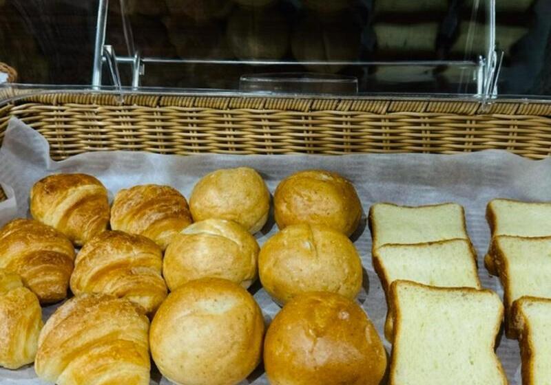 בית מלון כפרי Dormy Inn Tomakomai