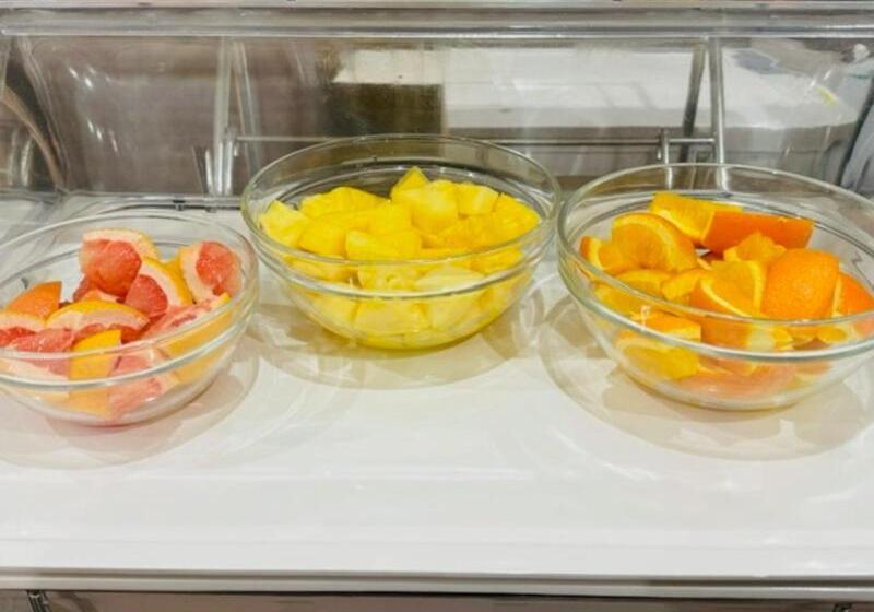 בית מלון כפרי Dormy Inn Tomakomai