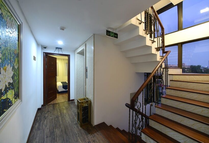 هتل Hanoi Eternity