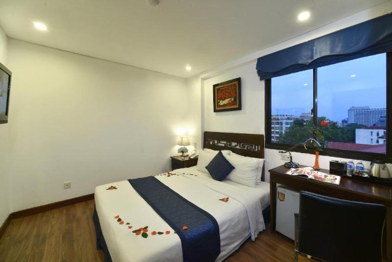 هتل Hanoi Eternity