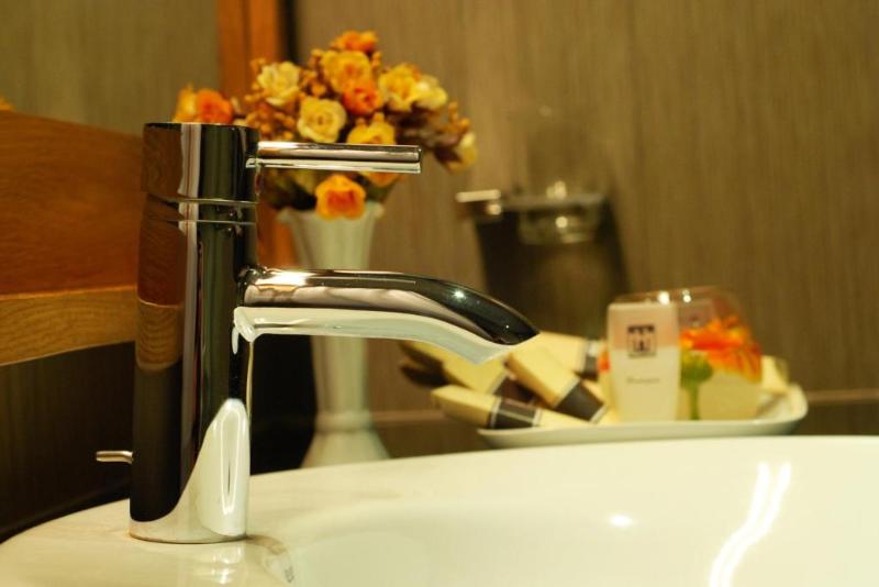 هتل Hanoi Eternity