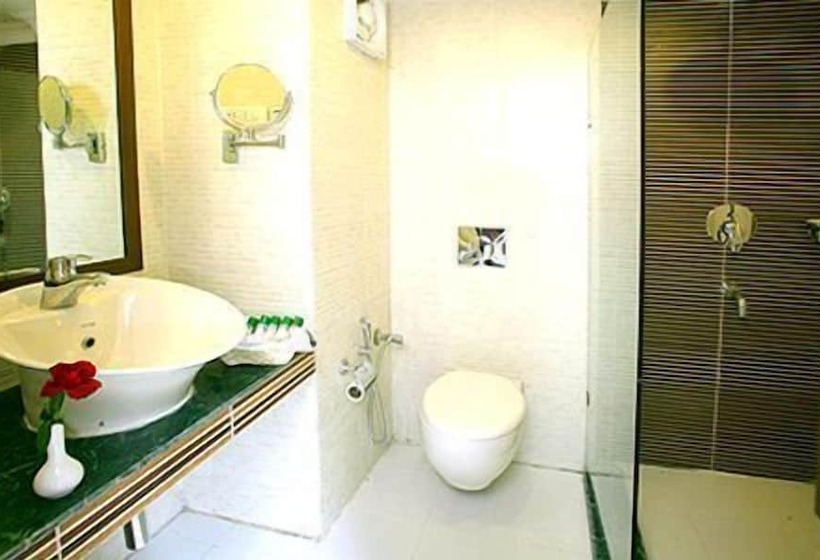 בית מלון כפרי Ganga Exotica