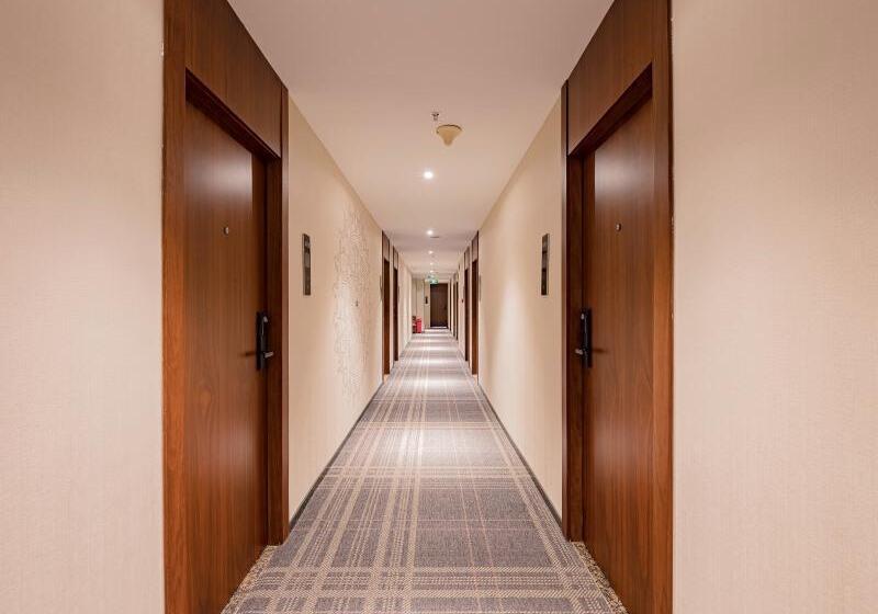 호텔 Greentree Inn Beijing Guangmingqiao Express Apartment