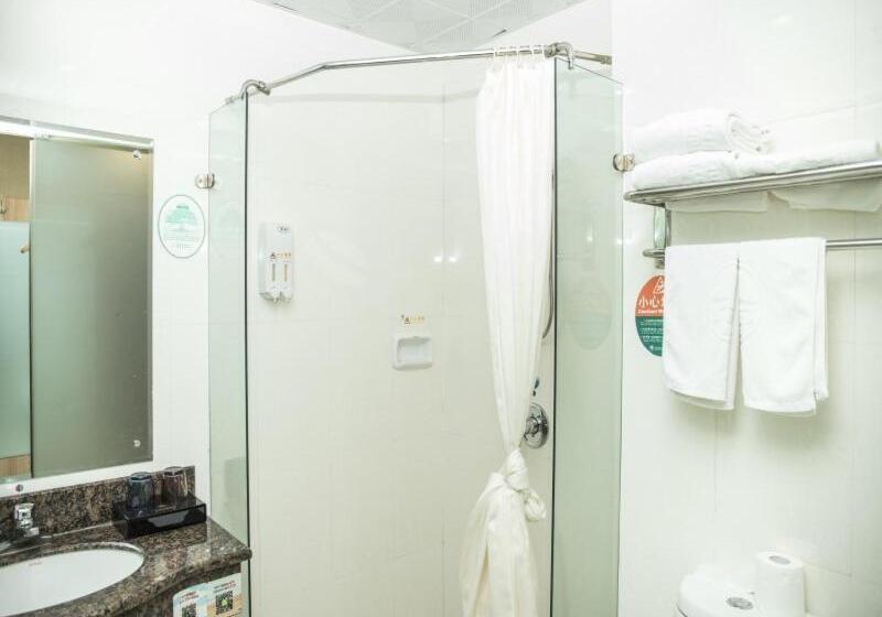 호텔 Greentree Inn Jinhua Railway Station Express