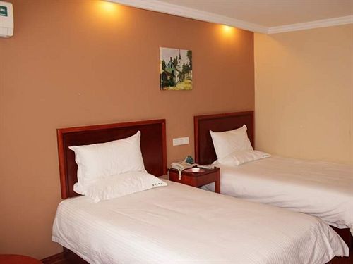 هتل Greentree Inn