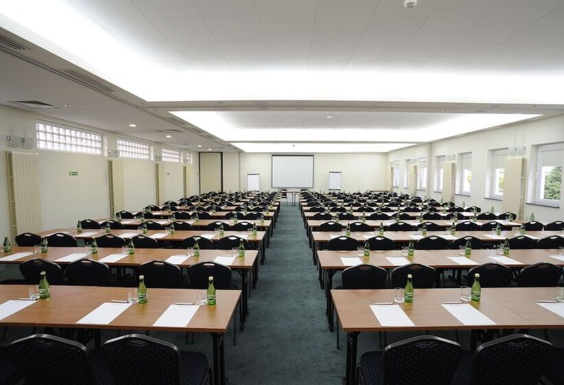 酒店 Ibis Styles Warszawa West