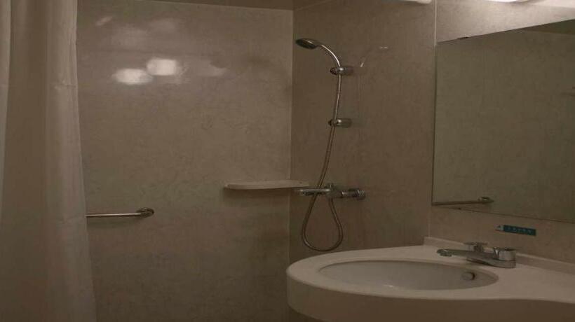 Отель Jinjiang Inn Jinhua Binhong Road