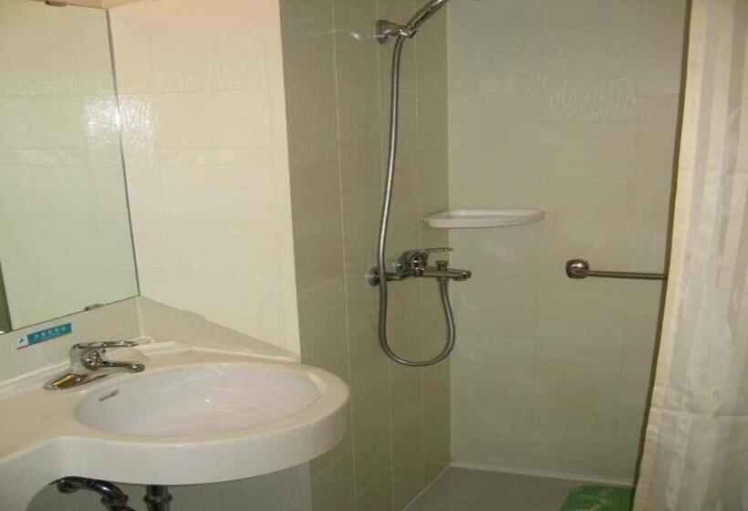 Отель Jinjiang Inn Jinhua Binhong Road