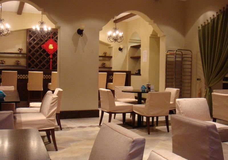 Отель Jinjiang Inn Taizhou Nantong Rd