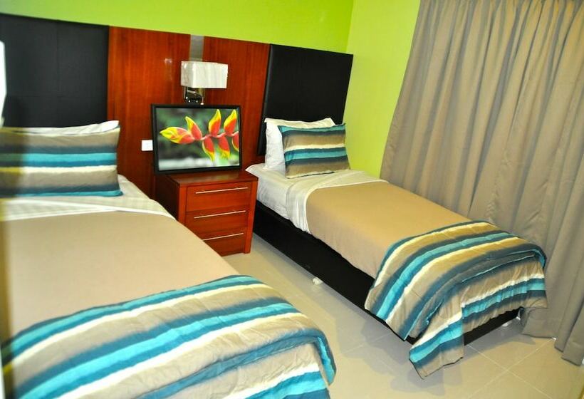 호텔 Kalibobo Village