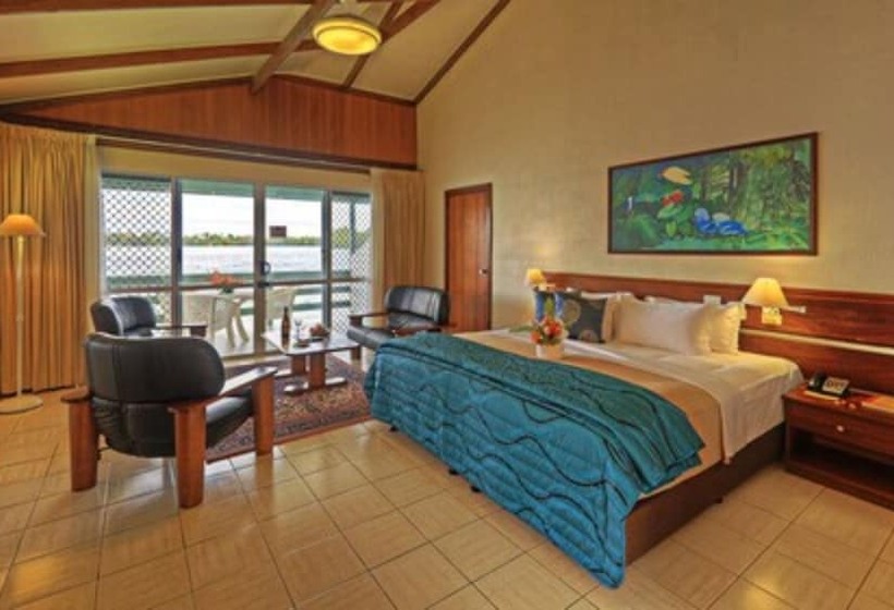 호텔 Kalibobo Village