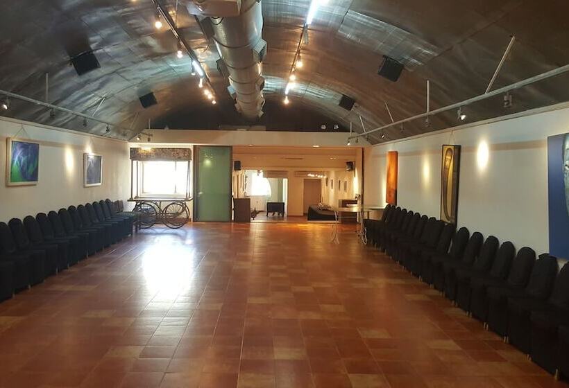 Le Sutra Hotel, Khar, Mumbai