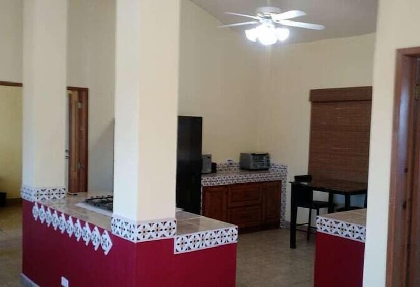 هتل Loreto Playa Boutique