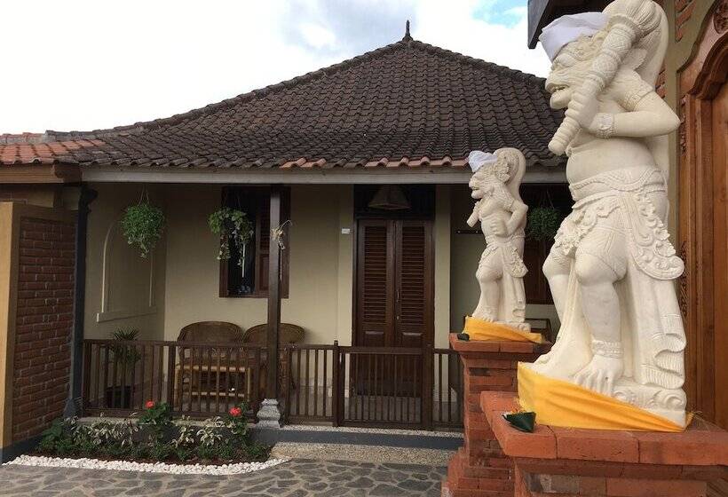 בית מלון כפרי Made Oka Homestay And Warung