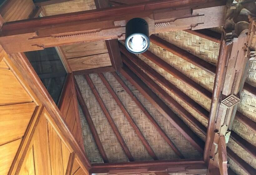 בית מלון כפרי Made Oka Homestay And Warung