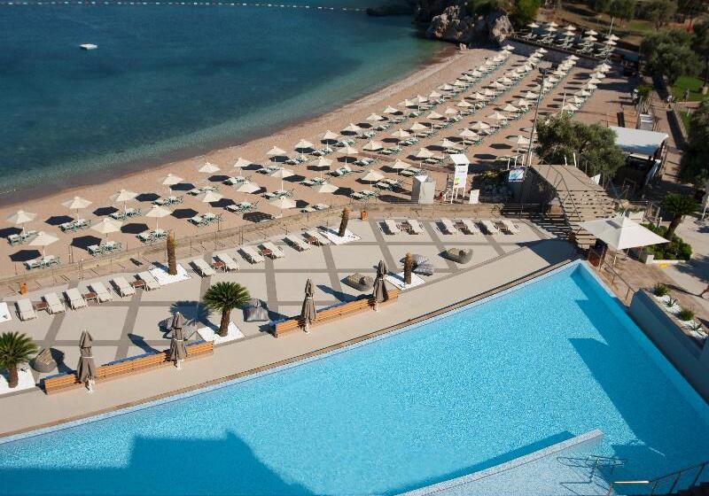 هتل Maestral Resort & Casino