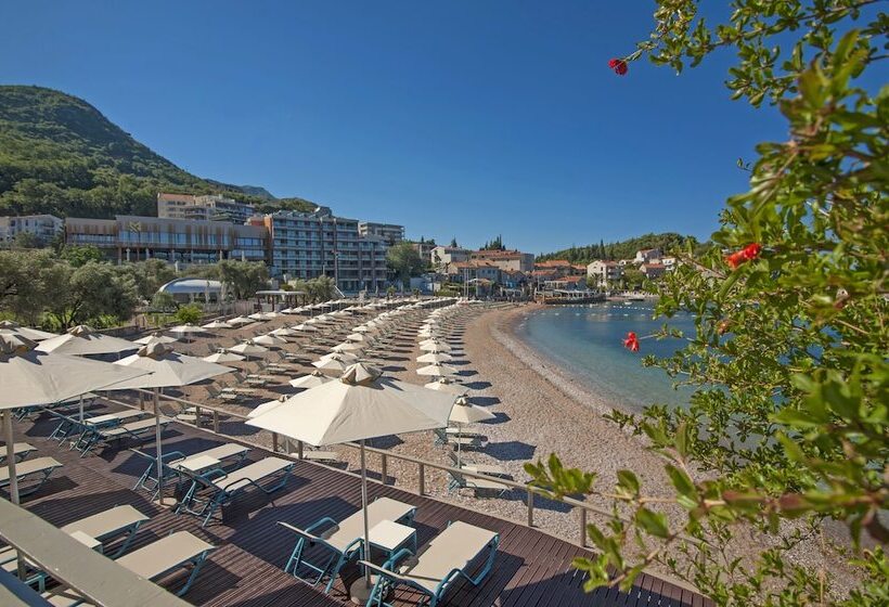 هتل Maestral Resort & Casino