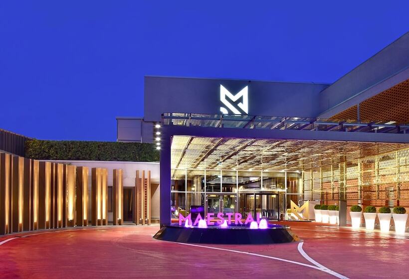هتل Maestral Resort & Casino