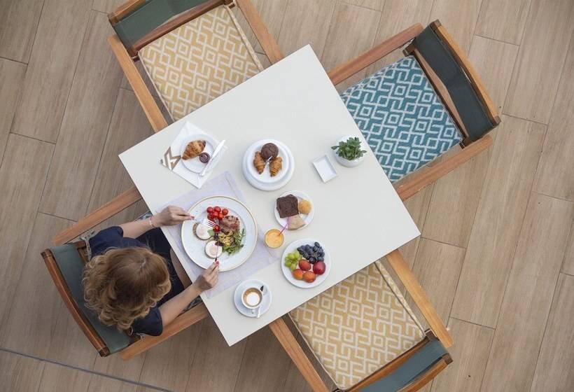 هتل Maestral Resort & Casino