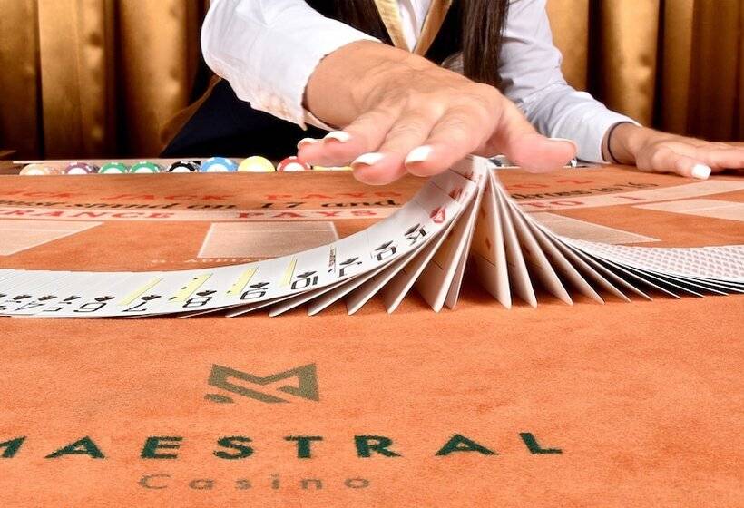 هتل Maestral Resort & Casino