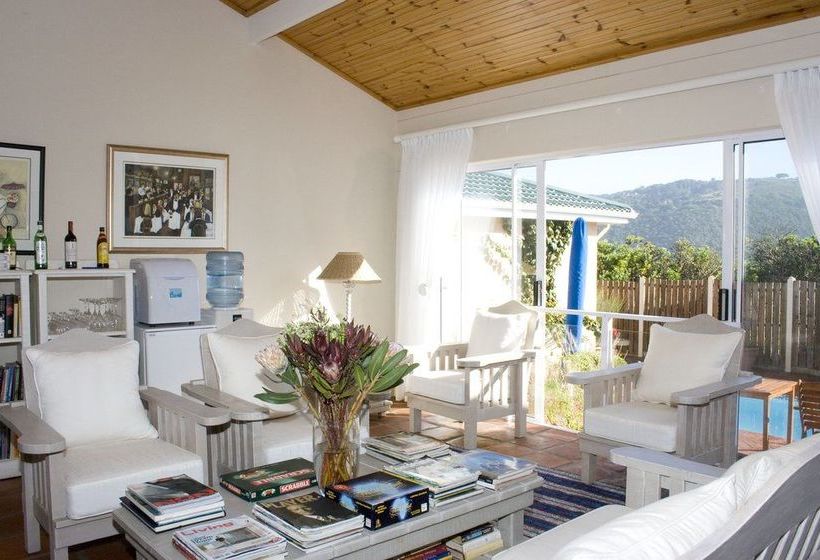 هتل Mes Amis Beach Guest House