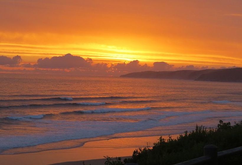 هتل Mes Amis Beach Guest House