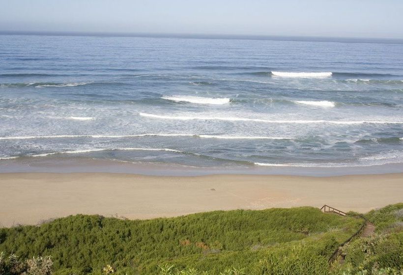 هتل Mes Amis Beach Guest House