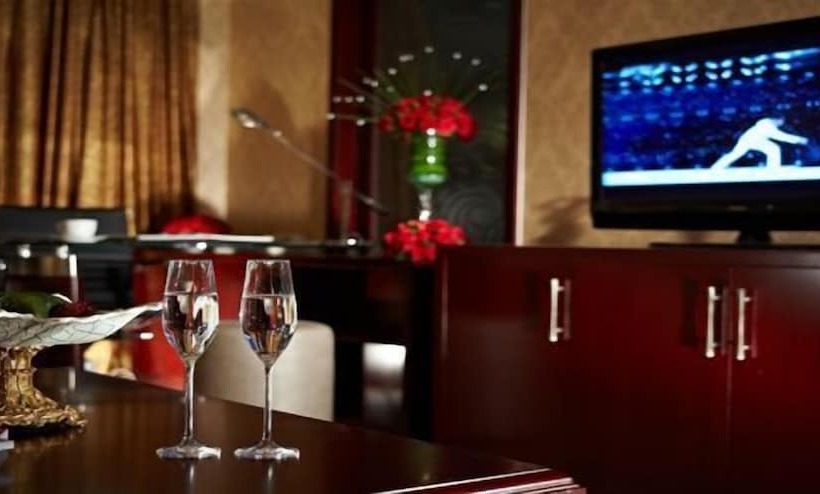 Otel New Century Fengming Resort Zaozhuang