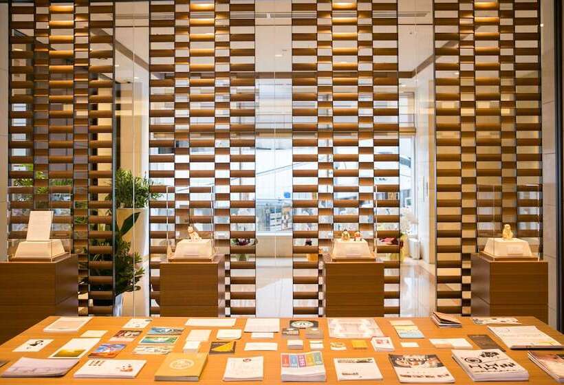 Nishitetsu Hotel Croom Hakata