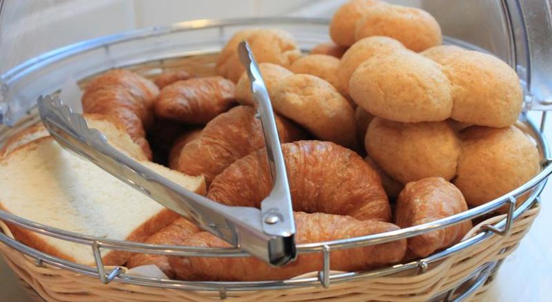 酒店 Nishitetsu Resort Inn Naha