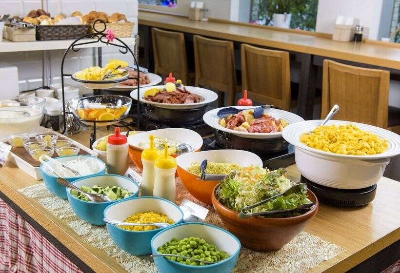 酒店 Nishitetsu Resort Inn Naha