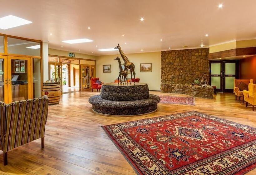 Отель Numbi & Garden Suites