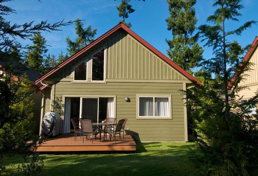 בית מלון כפרי Oceanside Village Resort