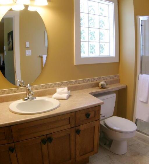 בית מלון כפרי Oceanside Village Resort