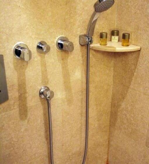 Optics Valley Kingdom Plaza Hotel Wuhan