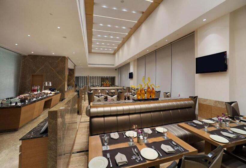 Отель Orange Megastructure Llp