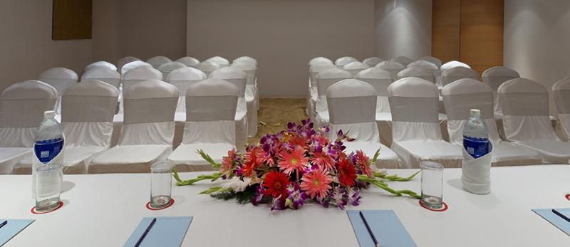 Отель Orange Megastructure Llp