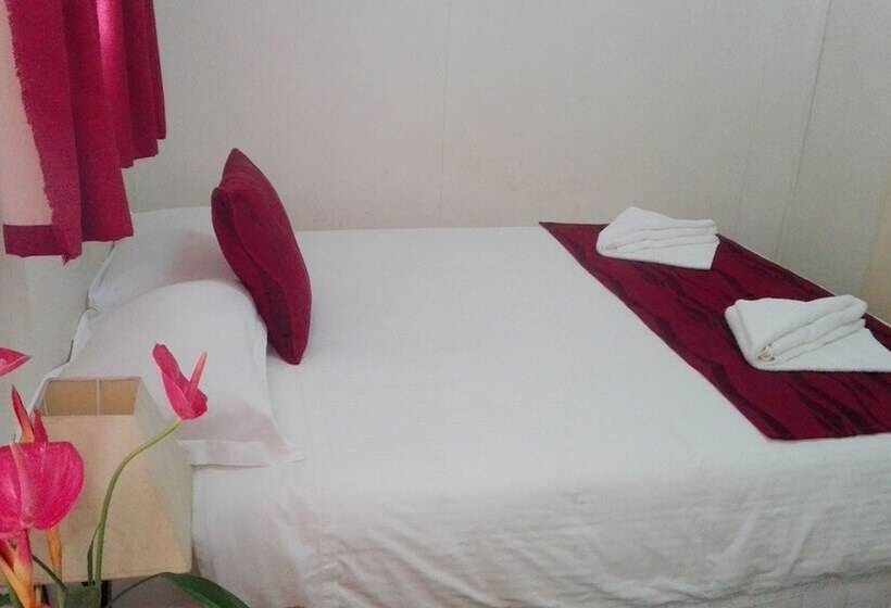 هتل Pacific Gardens