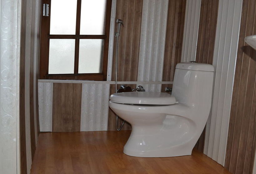 酒店 Peacock Houseboats