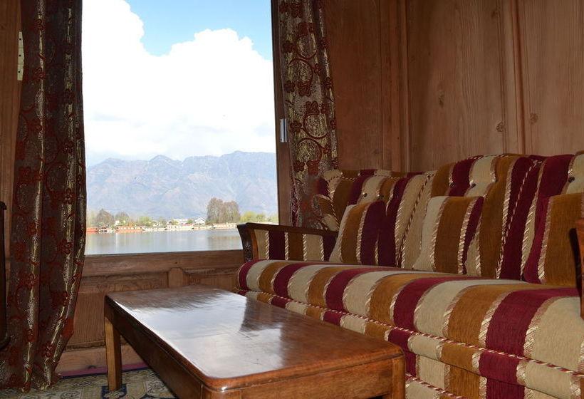 酒店 Peacock Houseboats