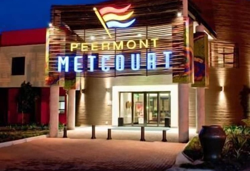 בית מלון כפרי Peermont Metcourt At Umfolozi Empangeni