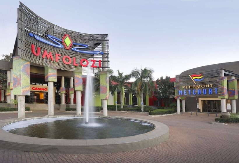 בית מלון כפרי Peermont Metcourt At Umfolozi Empangeni