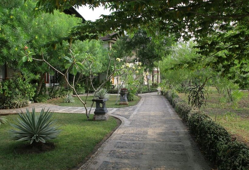 هتل Puri Sari Beach