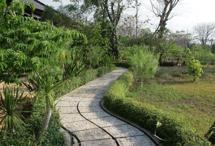 هتل Puri Sari Beach