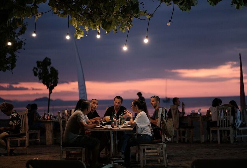 호텔 Puri Sari Beach