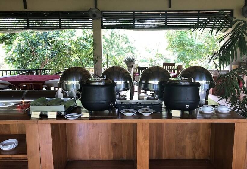 فندق Puri Sari Beach