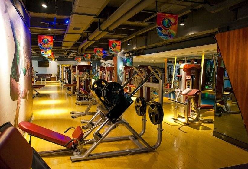 בית מלון כפרי Ramada Plaza Shaoguan City Centre